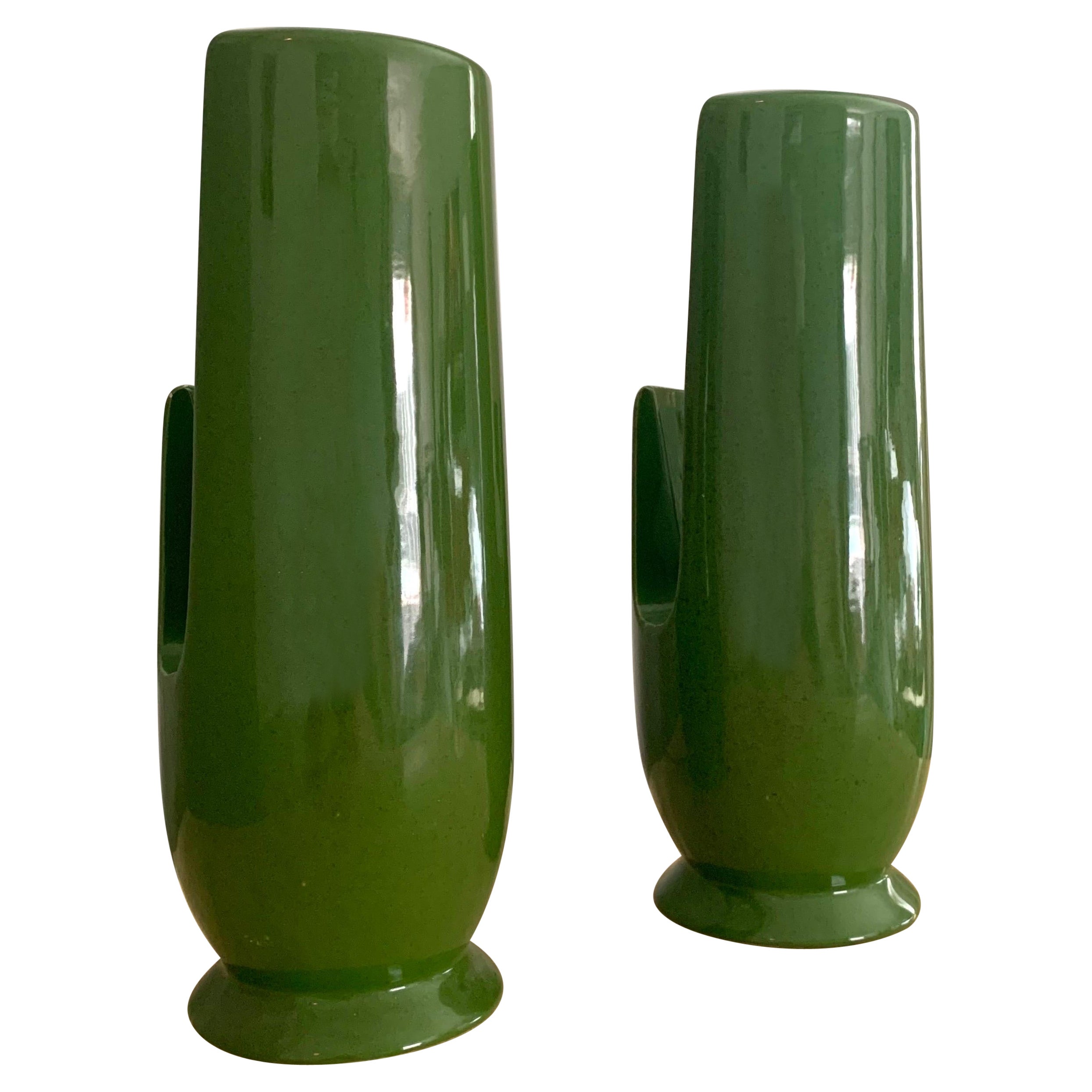 Lampes de table en céramique verte moderne du milieu du siècle, Circa 1950s en vente