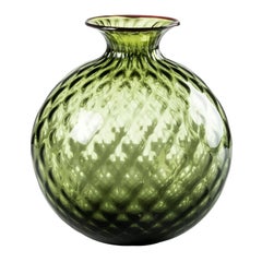 Monofiori Balloton, mittelgroße Glasvase in Apfelgrün von Venini, 21. Jahrhundert