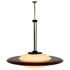 Italienische Mid-Century-Pendelleuchte „UFO“ aus Teakholz, Milchglas und Messing, 1960er Jahre