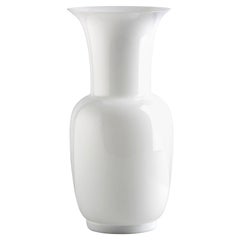 Petit vase en verre Opalino du 21e siècle en blanc laiteux de Venini