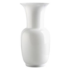 Grand vase en verre Opalino du 21e siècle en blanc laiteux de Venini