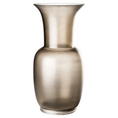 Vase en verre satiné de taille moyenne du 21e siècle en gris/argenté de Venini