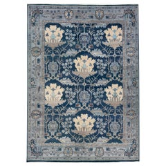 Tapis moderne turc en laine bleue à motifs floraux fait à la main de style Oushak