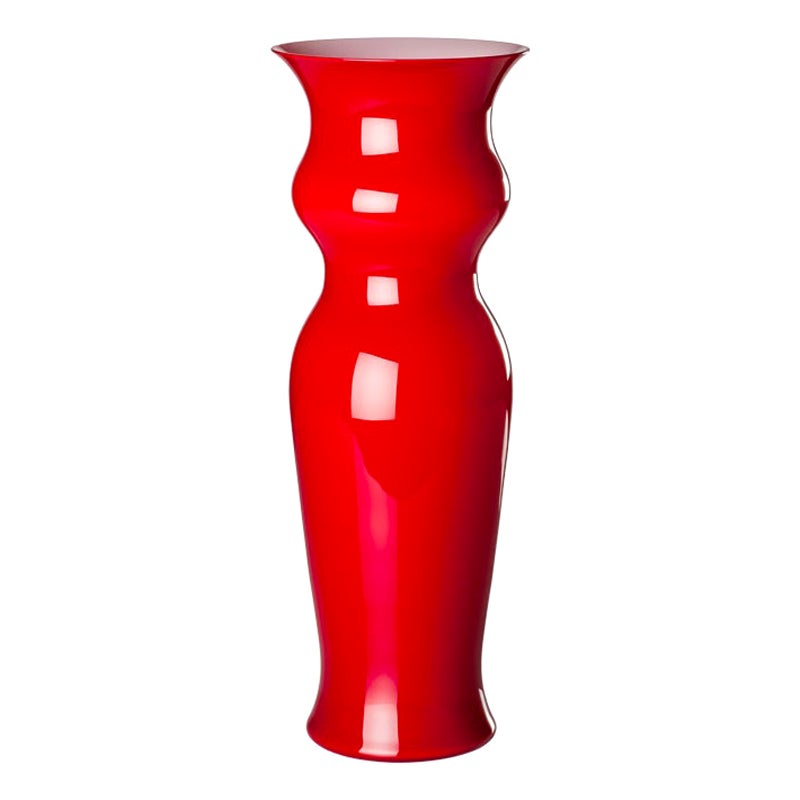 Grand vase en verre Odalische du 21e siècle en rouge par Leonardo Ranucci