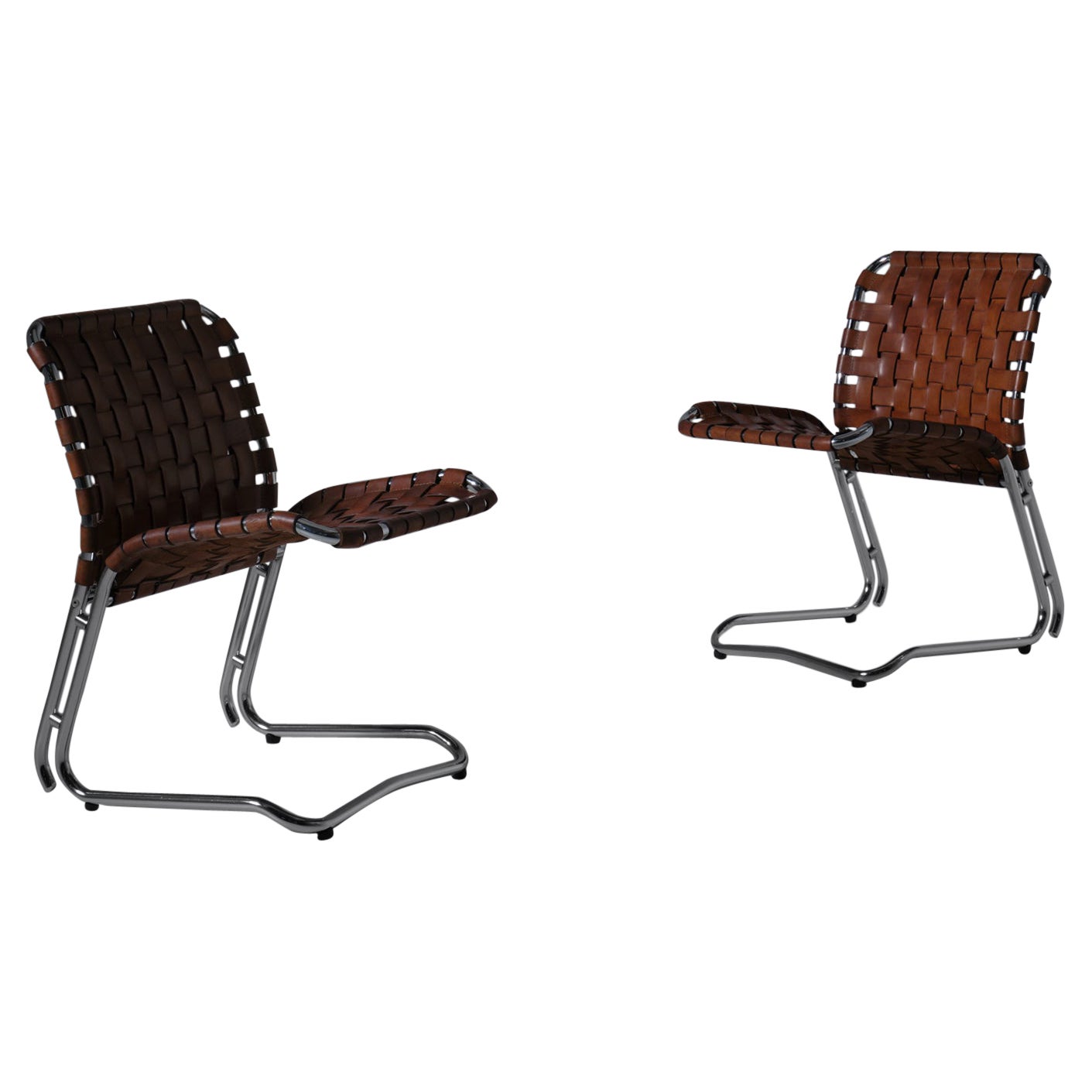 Pair of leather and chrome side chairs, Italy 1960s For Sale