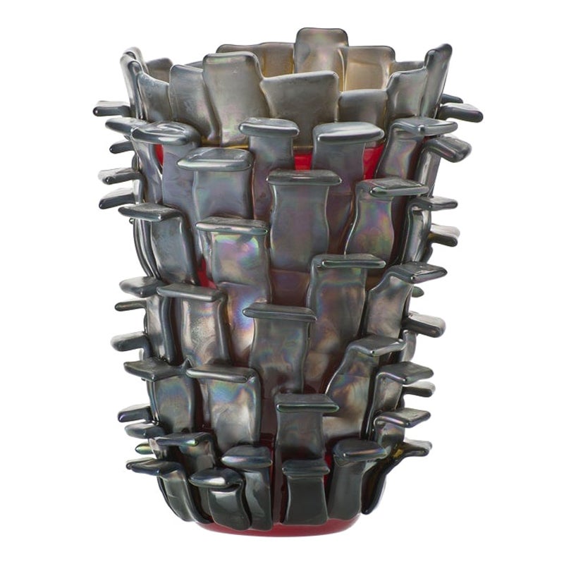 Ritagli-Vase aus geblasenem Glas in schillerndem Sand/Rot von Fulvio Bianconi, 21. Jahrhundert