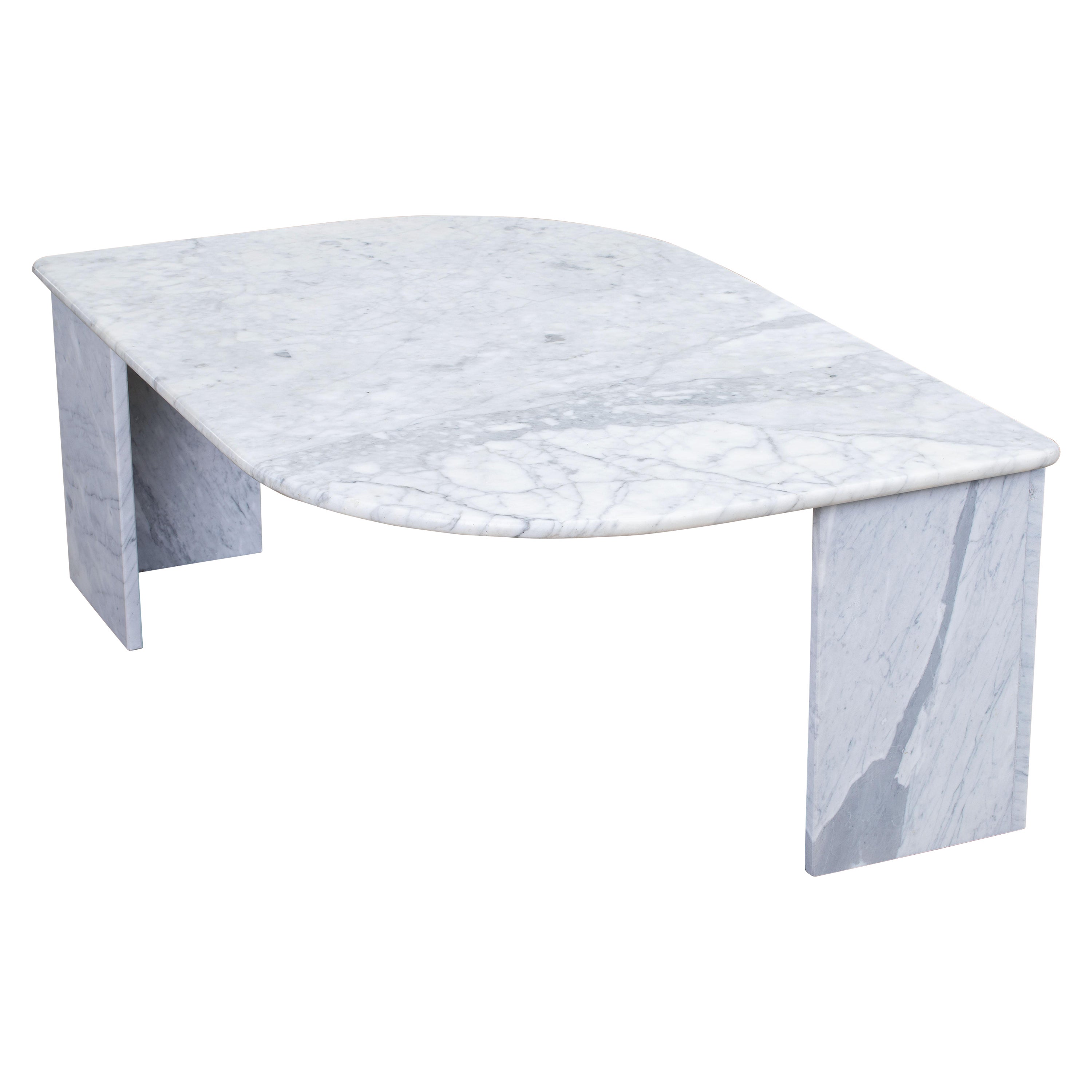 Table basse en marbre de conception italienne, 1970