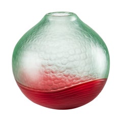 21st Century Battuto Bicolore Glass Vase in Light Green/Red by Carlo Scarpa