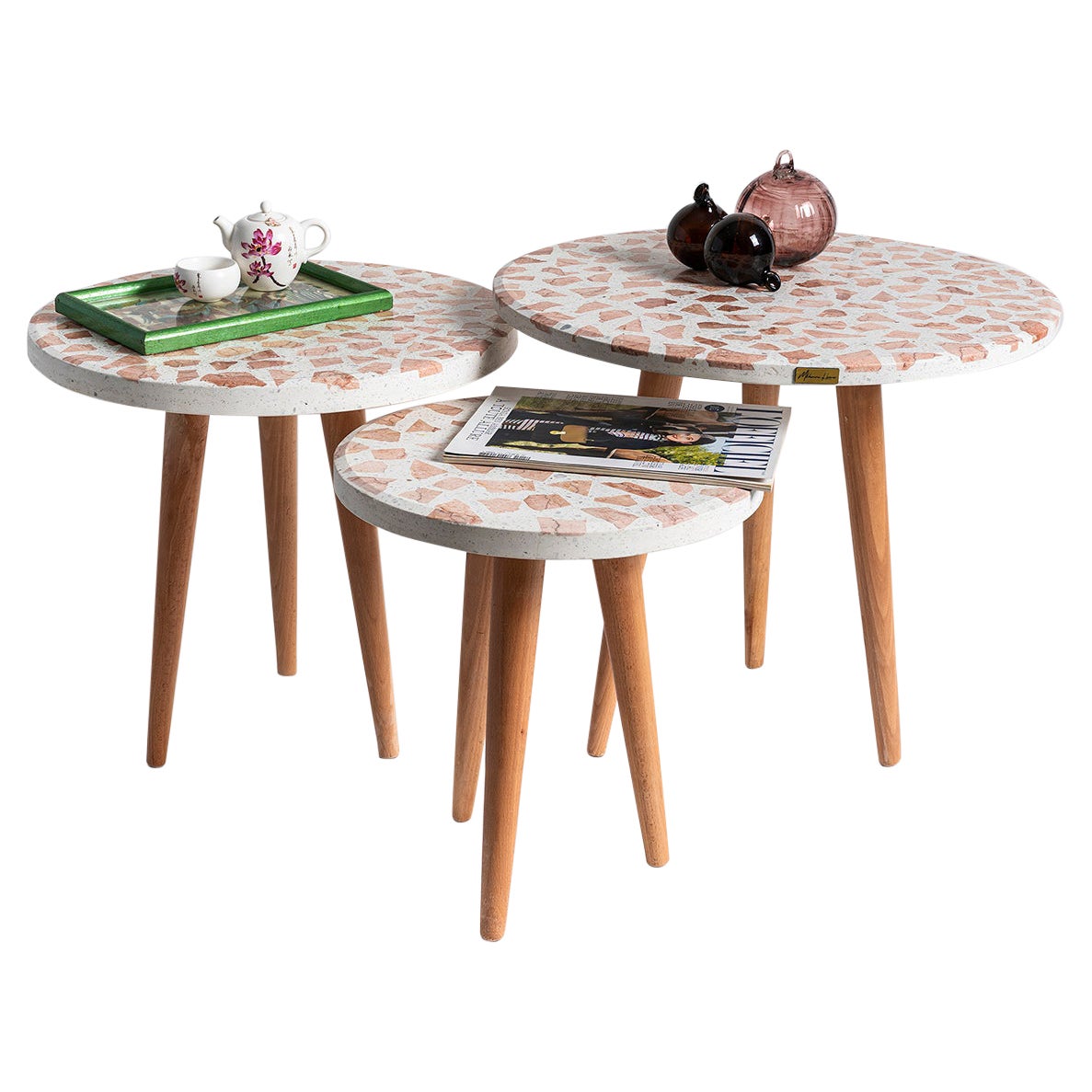 Terrazzo-Stapeltische Nora im Angebot