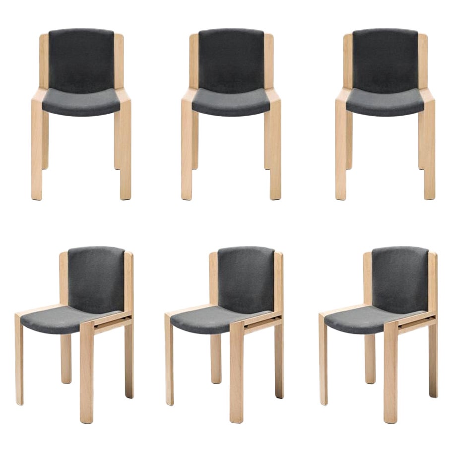 Sechser-Set Joe Colombo ''Chair 300'' Holz und Kvadrat-Stoff von Karakter