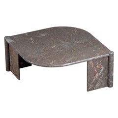 Table basse en marbre de conception italienne, 1970