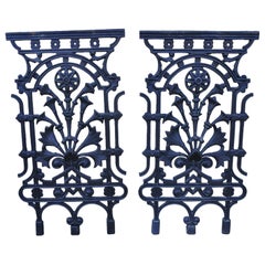 Vintage Pair Vtg Cast Iron Victorian Style Tulip & Bellflower Architectural Table Legs