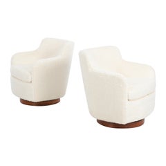 Retro Pair of Milo Baughman Swivel Lounge Chairs