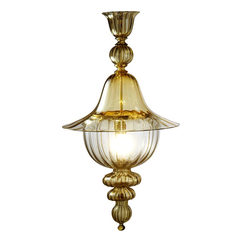 21st Century Doge Shape 1 Short Chandeliers in Straw-Yellow For Sale