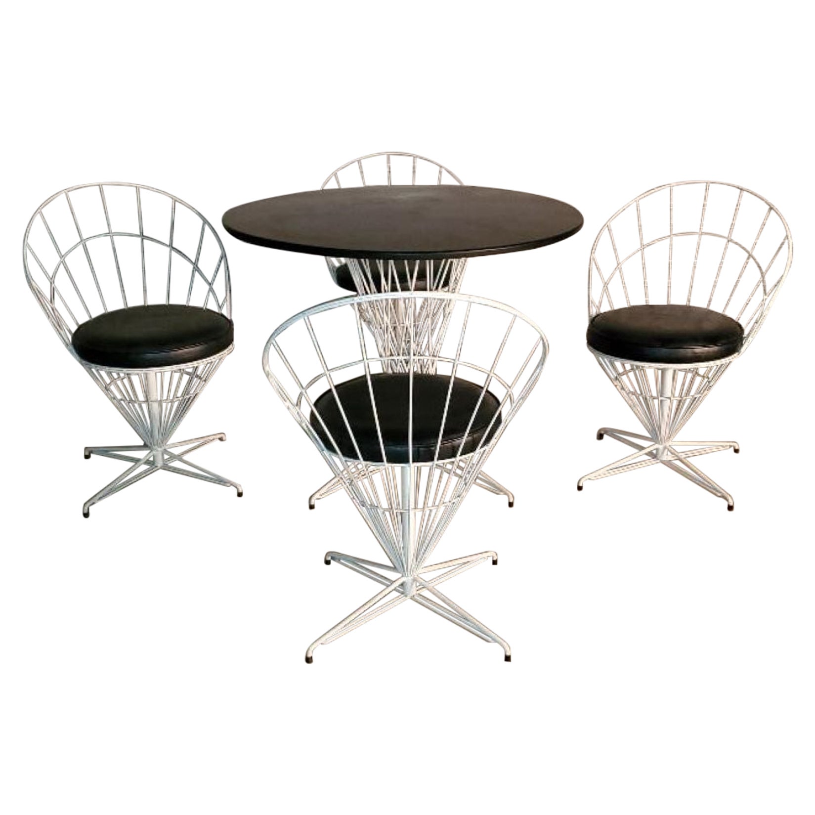 Mid 20th Century Modern Open Metal Wire Dining Table and Chairs, Set of 5 For Sale