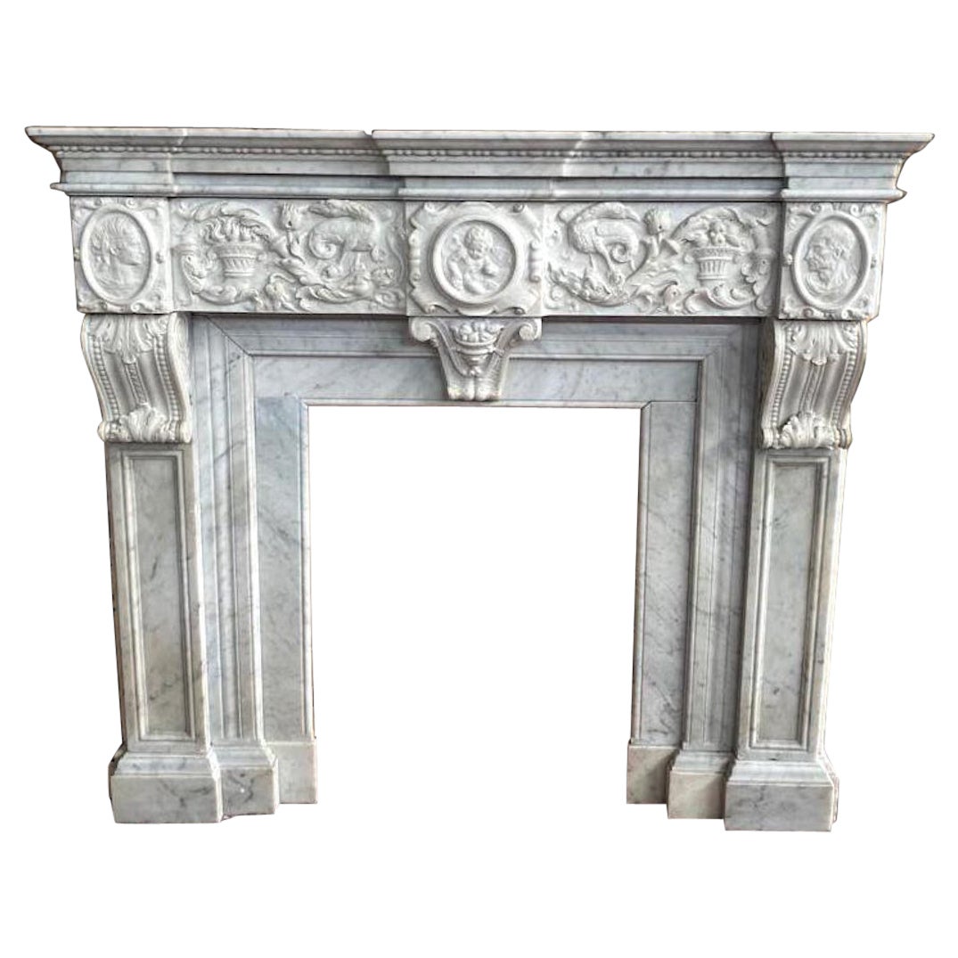 Neoclassical Imperial White Marble Fireplace, Italy, 1790 For Sale