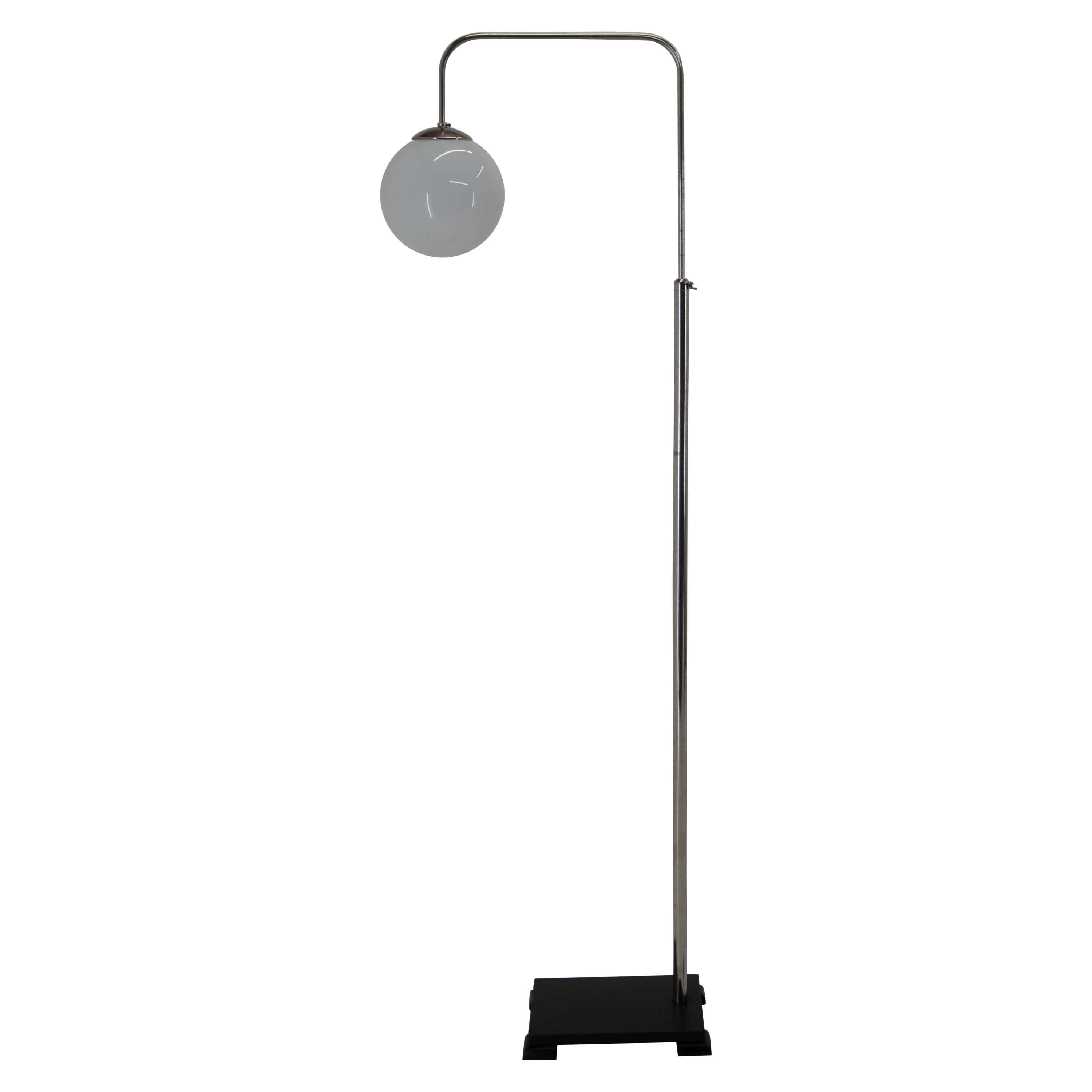 Functionalist Floor Lamp with Adjustable Height, 1930s