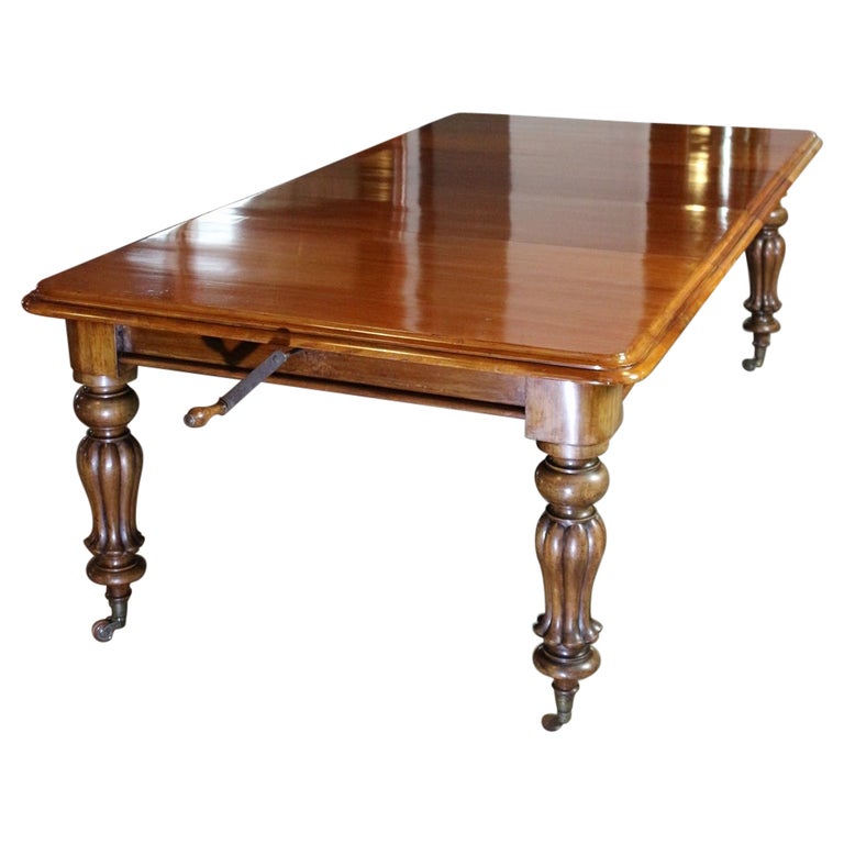 19th Century Victorian Dining Room Table For Sale at 1stDibs