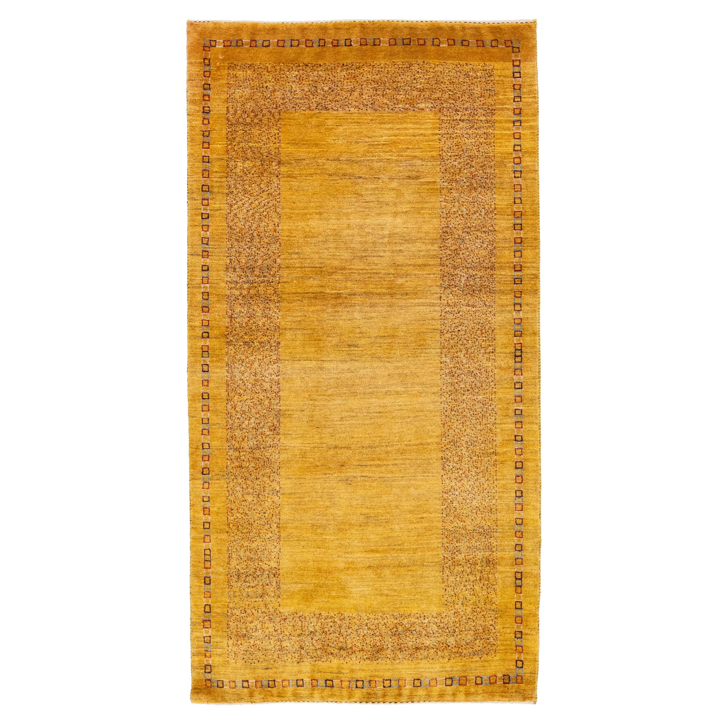 Moderner persischer Gabbeh gelber handgefertigter Wollteppich mit geometrischem Muster