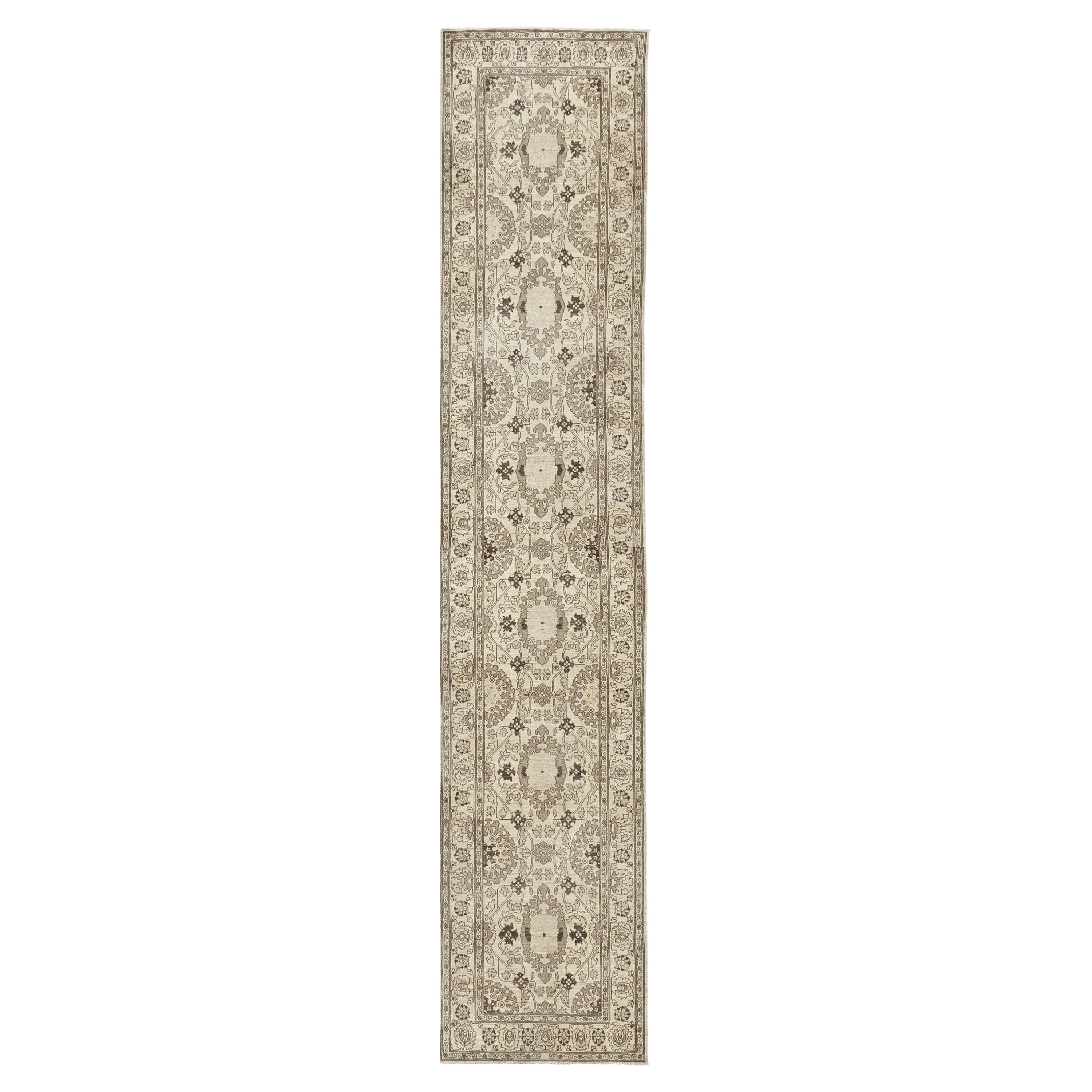 Mehraban Vintage Style Mahal Design Rug D5137 For Sale