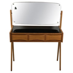 Retro 1960s Fully Restored Arne Vodder Oak Dressing Table by Oelholm Moebelfabrik