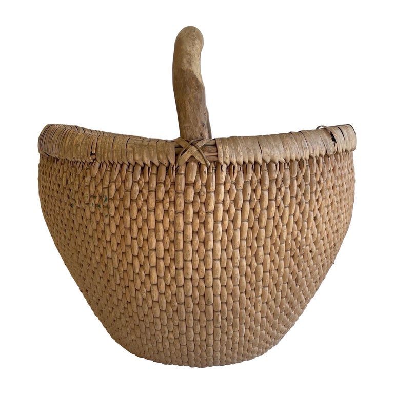 Vintage Woven Wicker Basket with Handle For Sale at 1stDibs