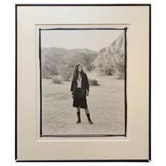 Chris Cornell Porträt in Wüste, Original Silber-B&W-Fotografie von C. Cuffaro