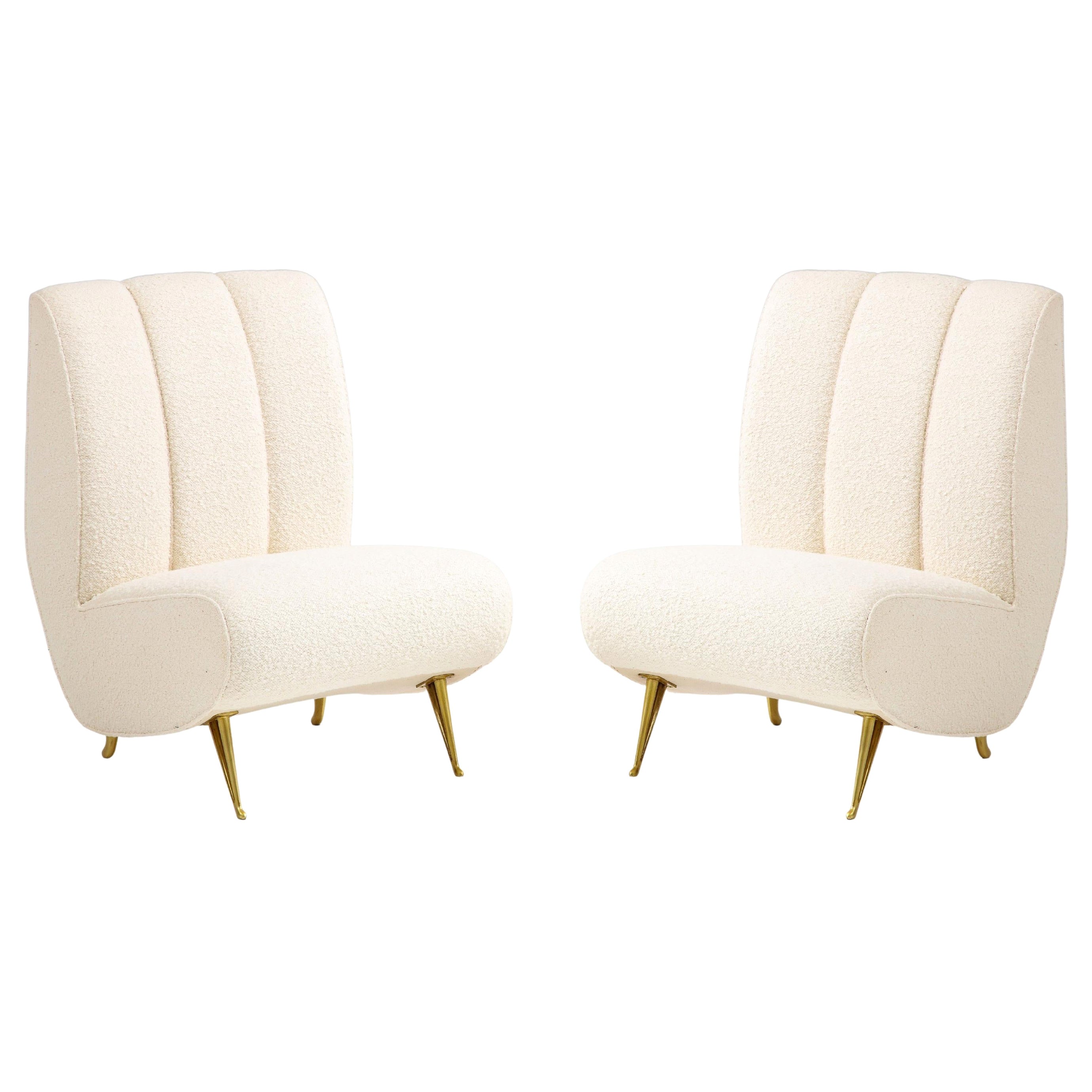 ISA Bergamo Rare Pair of Lounge or Slipper Chairs in Ivory Bouclé, Italy, 1950s