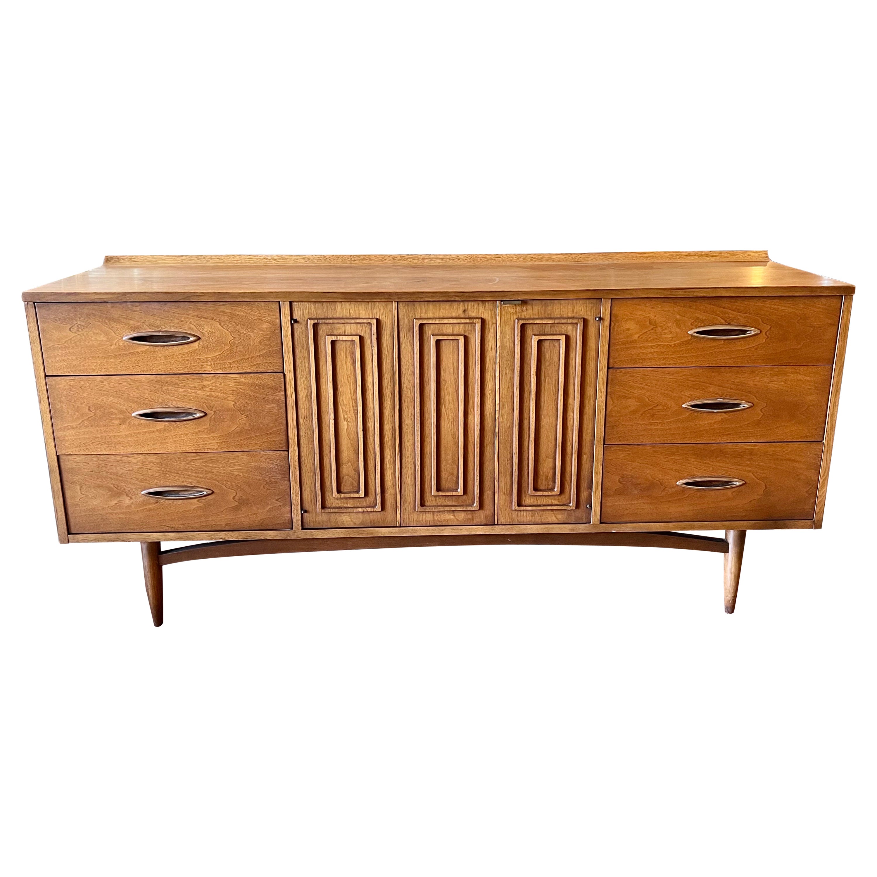 American Mid-Century Modern Walnut Dresser/Credenza by Broyhill