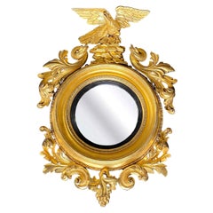 Miroir convexe doré de style fédéral américain du XIXe siècle