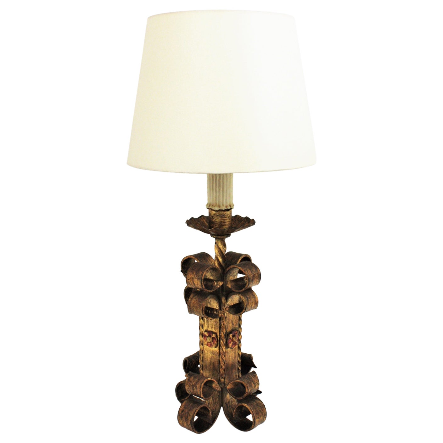 Spanish Revival Scrollwork Table Lamp in Gilt Wrought Iron, 1940s For Sale