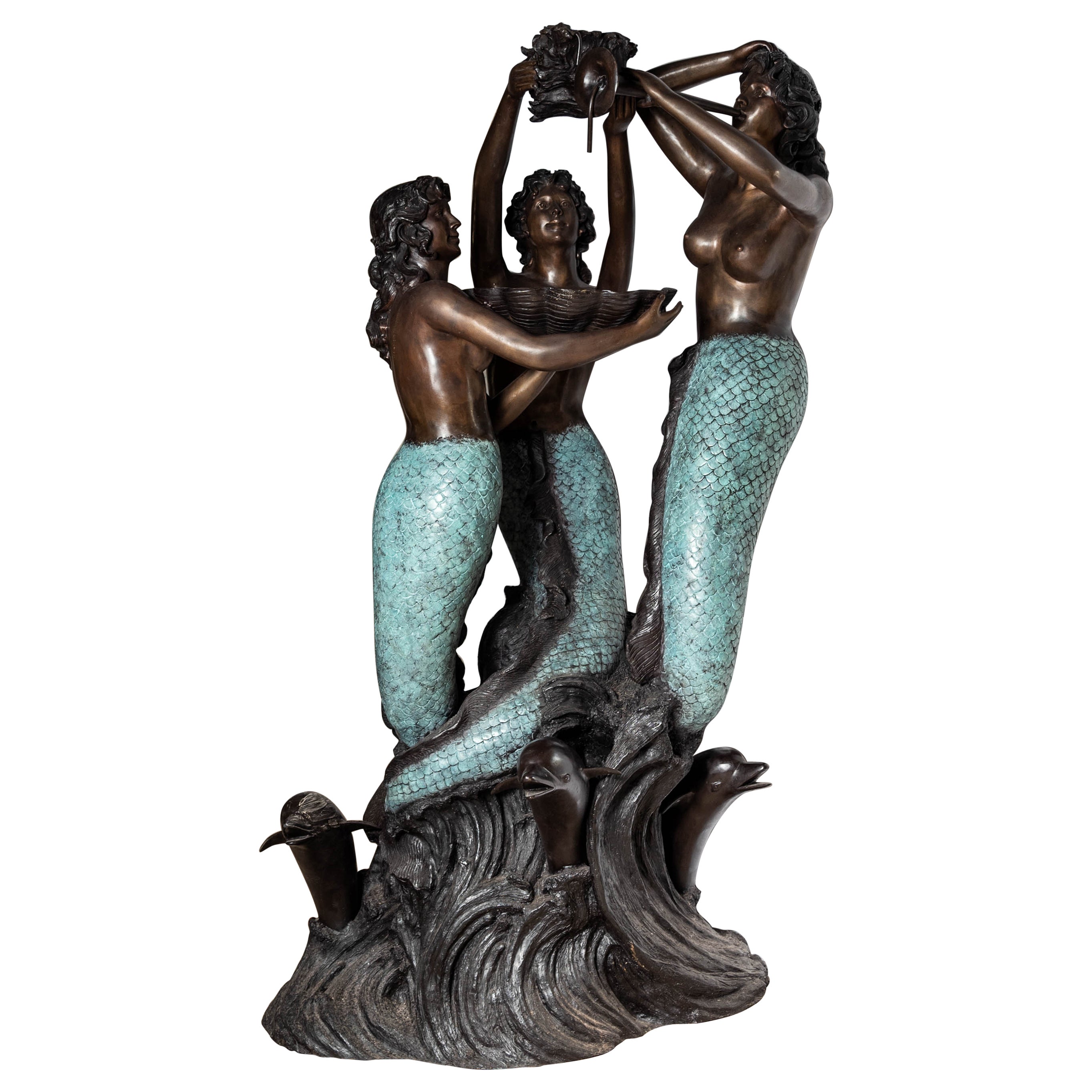 Großes Bronze-Gartenbrunnen-Wasserelement mit 3 Meerjungfrauen im Angebot