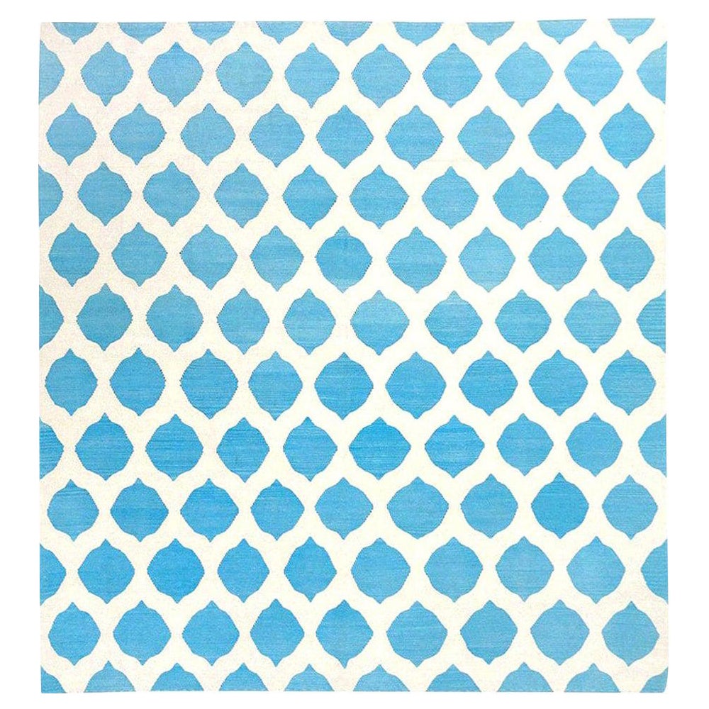 Blue and Beige Handmade Flat-Weave Kilim. 2.85 x 2.65 m For Sale