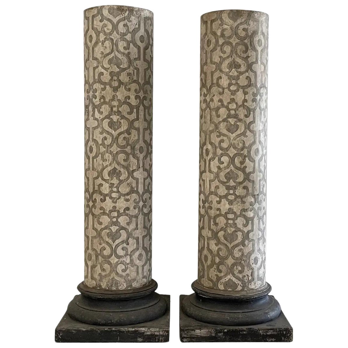 19th Century Italian Pair of Antique Arte Povera Pinewood Column Pedestals For Sale
