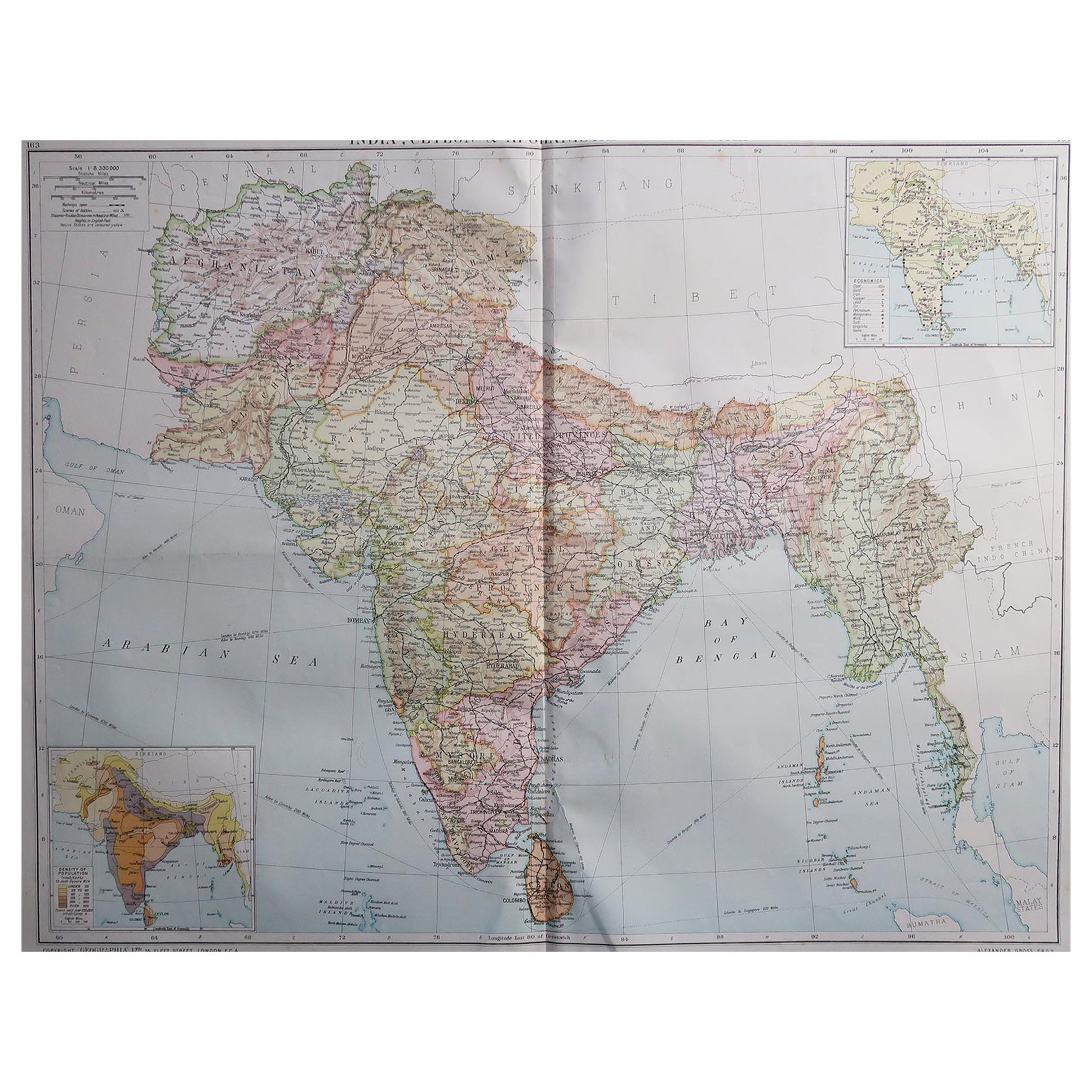 Large Original Vintage Map of India, circa 1920 For Sale