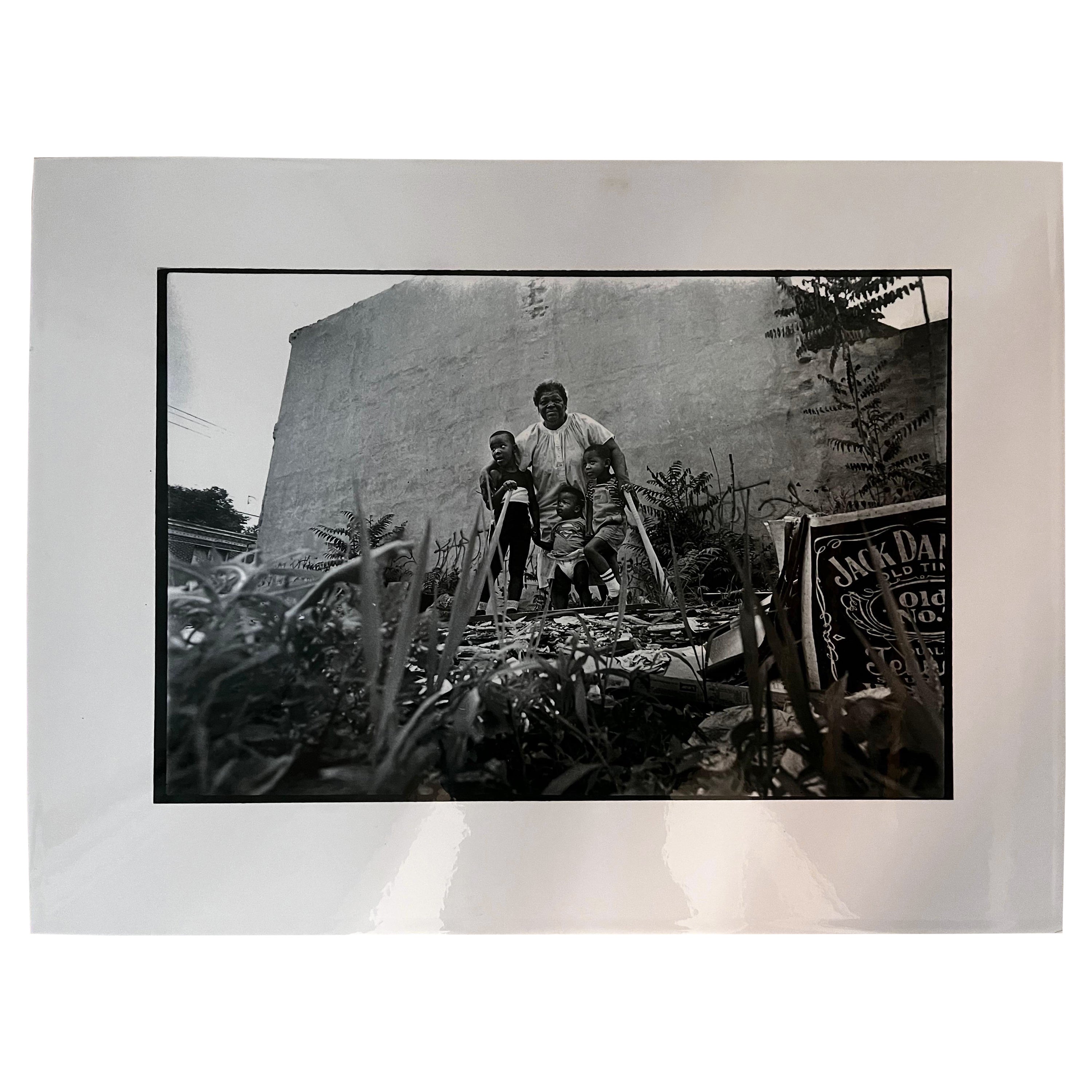 Black and White Photo of African American Mother and Children For Sale