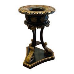 Jardinera Georgiana de Madera Dorada, Diseño de Ébano y Dorado