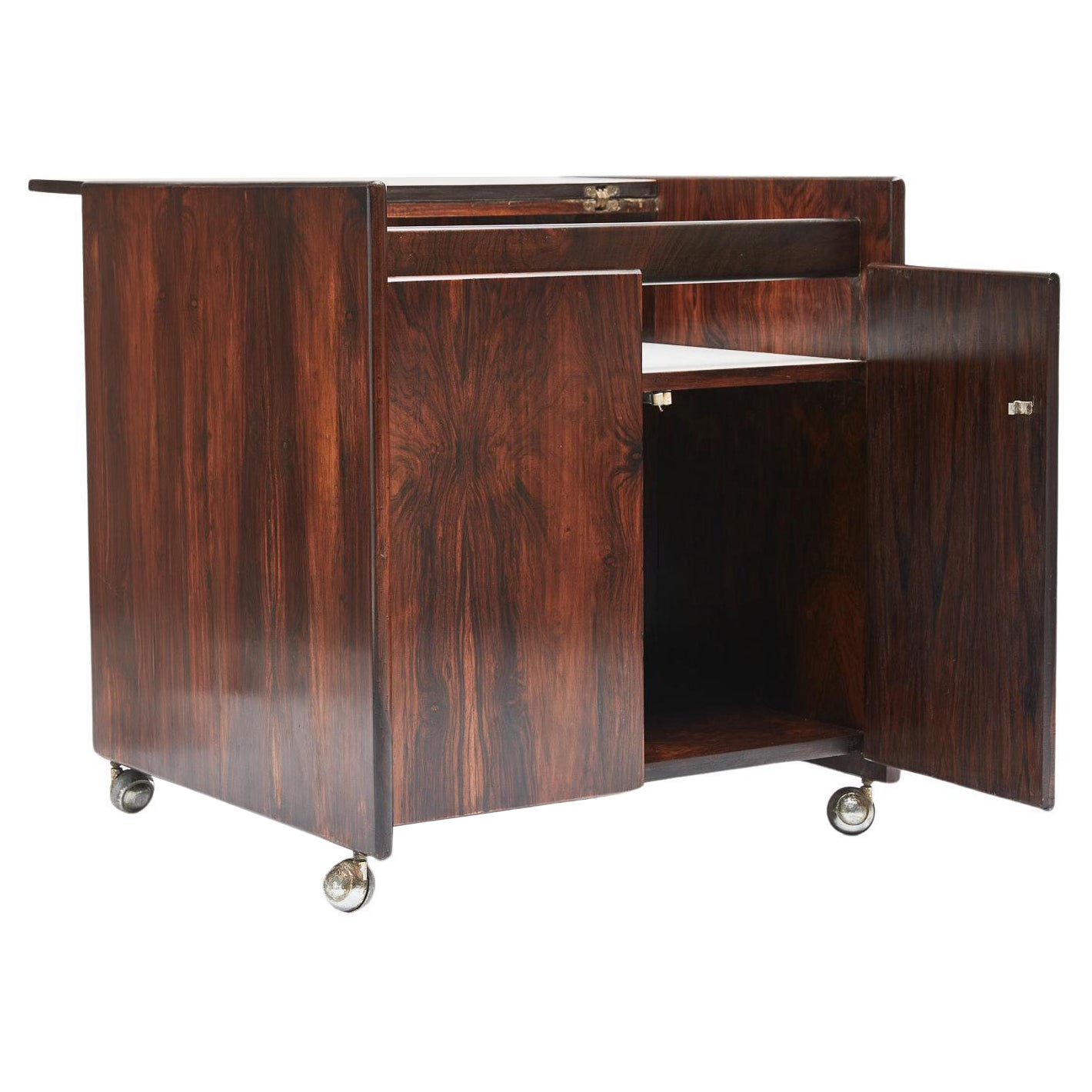 Brazilian Modern Bar Cart in Hardwood with Shelves, Sergio Rodrigues, 1960s