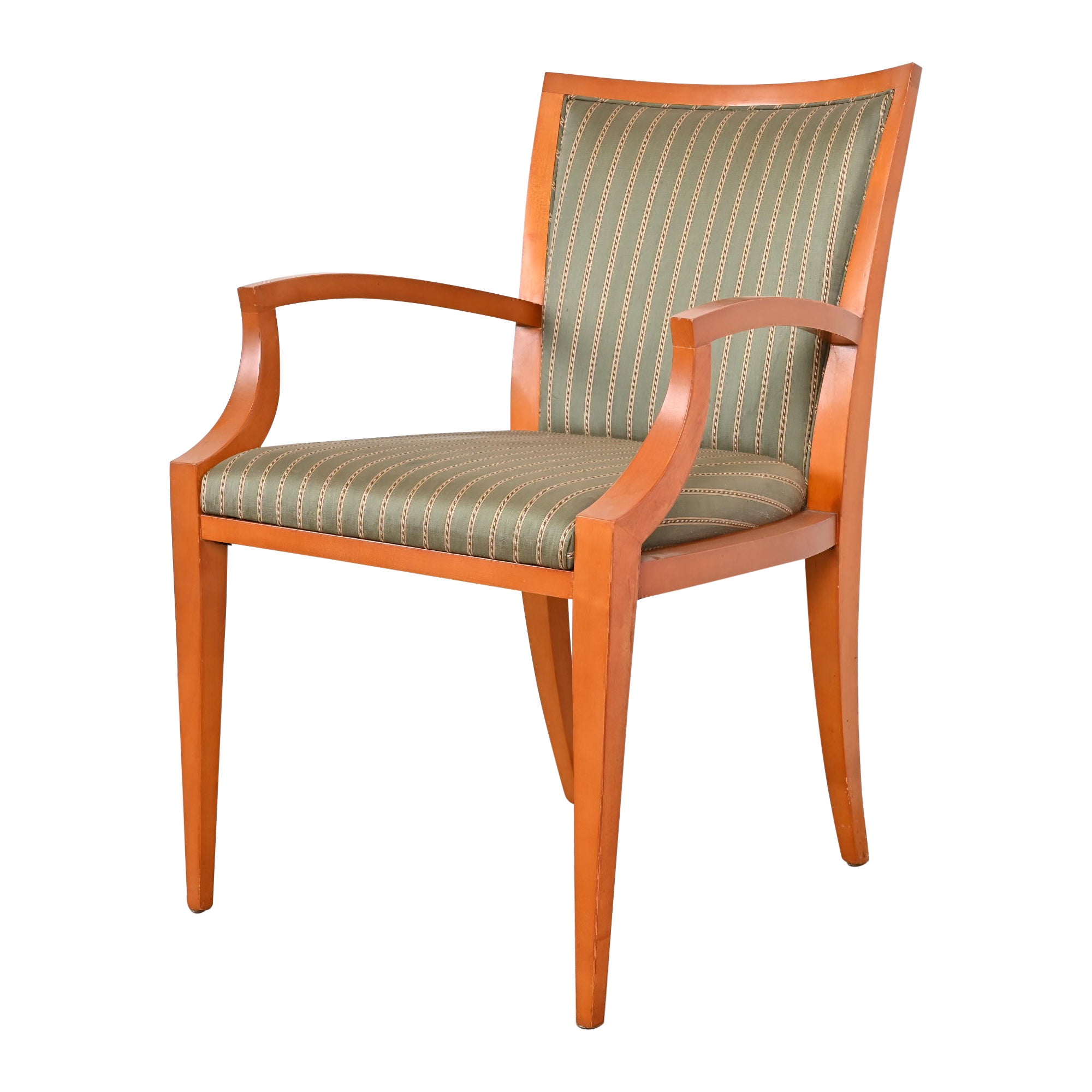 Baker Furniture Neoklassizistischer Sessel aus massivem Ahornholz mit Seidenpolsterung im Angebot