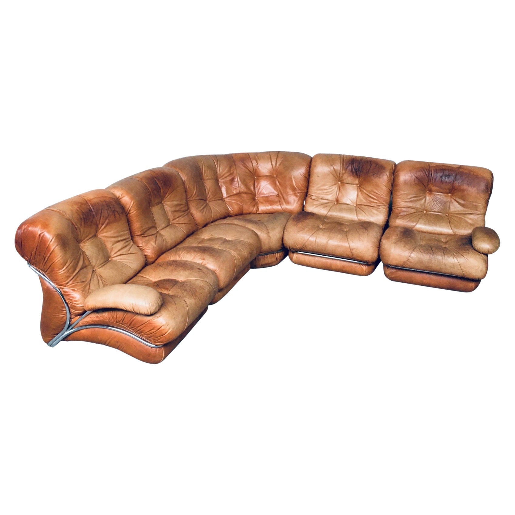 Italienisches COROLLA Leder-Sofa im italienischen Design von I.P.E., 1970''s im Angebot