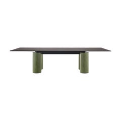 Petite table Acerbis Serenissimo avec plateau en verre moulé noir et base à l'encaustique verte
