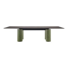 Petite table Acerbis Serenissimo avec plateau en verre transparent et base en bronze mat