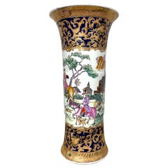 Antique Compagnie Des Indes Porcelain Cornet Vase with Hunting Scene 19th Century, China