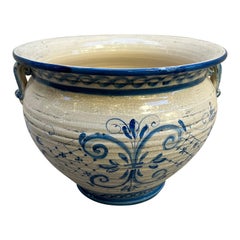 Vaso di Caltagirone decorato a mano e firmato negli anni '80