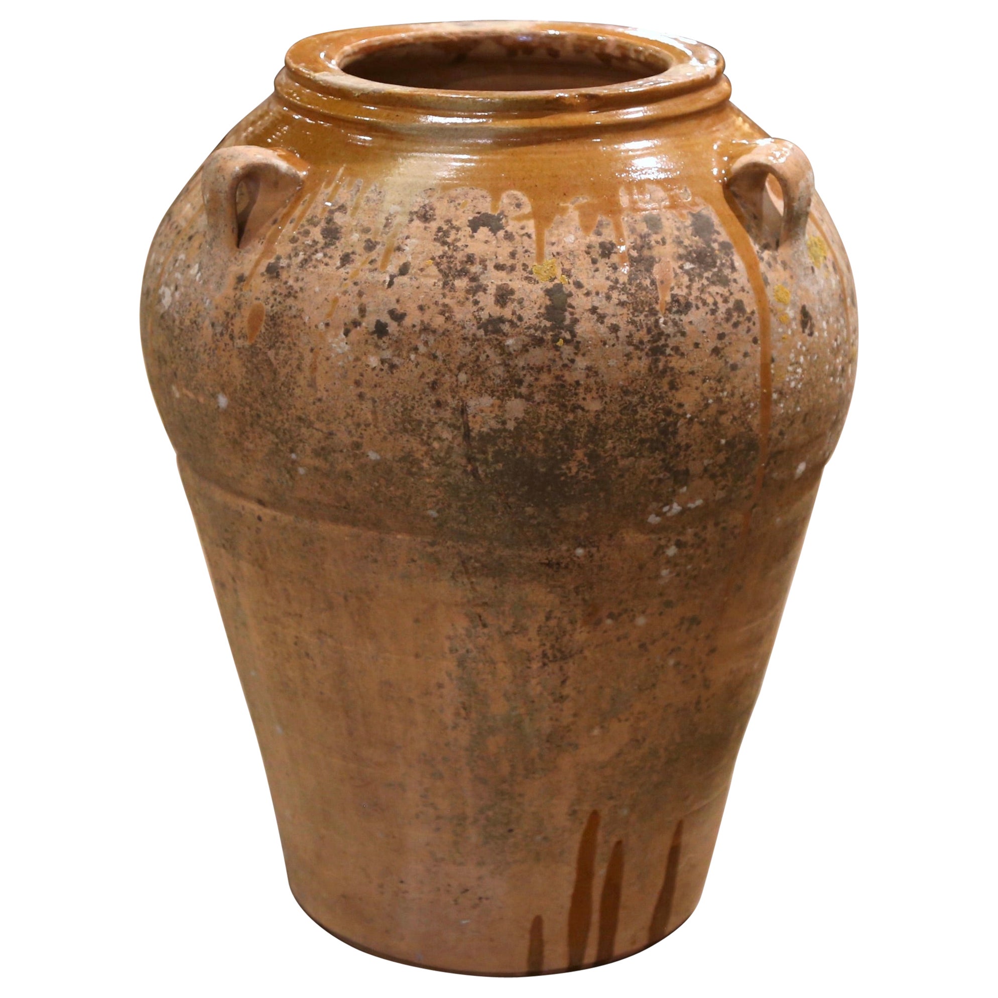 Pot à huile d'olivier en terre cuite sculpté à la main du 19ème siècle en provenance de Provence