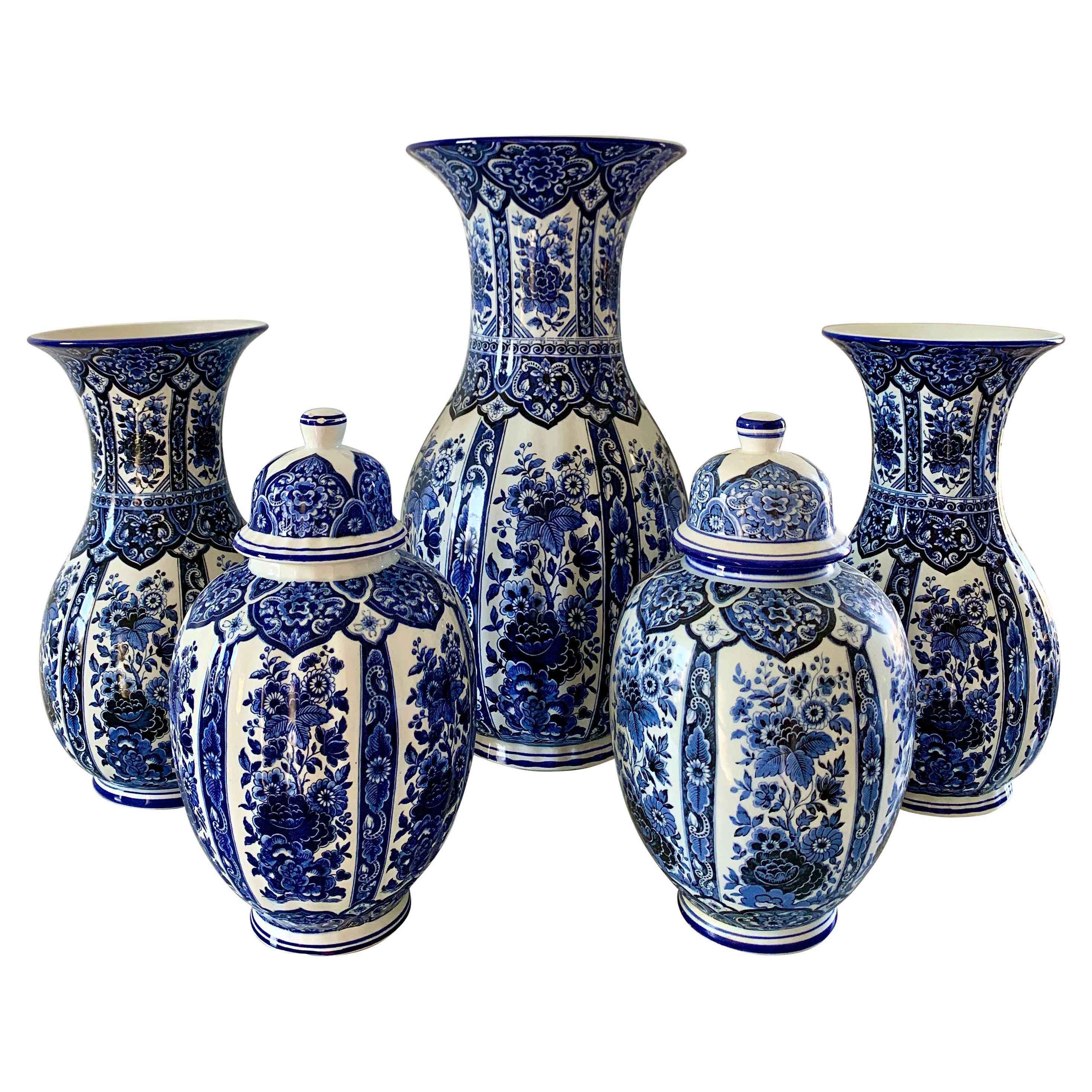 Italian Blue and White Porcelain Vases and Jar Garniture by Ardalt Blue Delfia For Sale