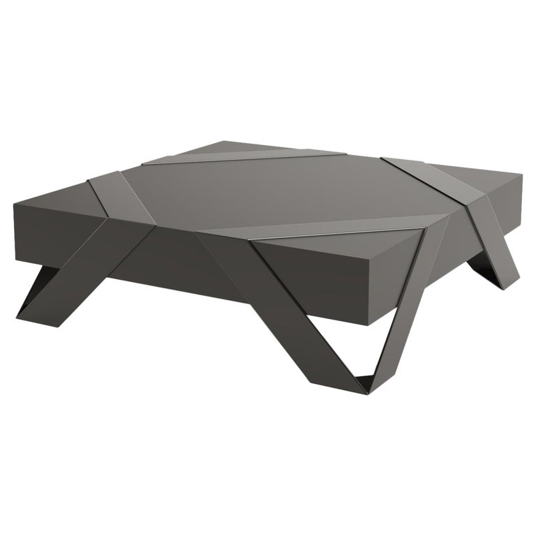 Minimalist Square Center Coffee Table in HighGloss and Matte Black