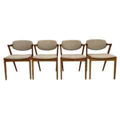 Danish Kai Kristiansen Set of 4 Model 42 Oak and Cream Wool Dining Chairs