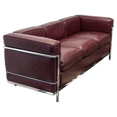 Le Corbusier, Perriand, Jeanneret - Cassina - Sofa Lc2 Deep Bordeaux Red Leather