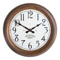 Horloge murale en cuivre antique par International Time Recording Co, Endicott NY